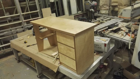 Office desk 1