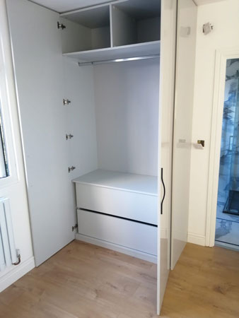 Wardrobe 13